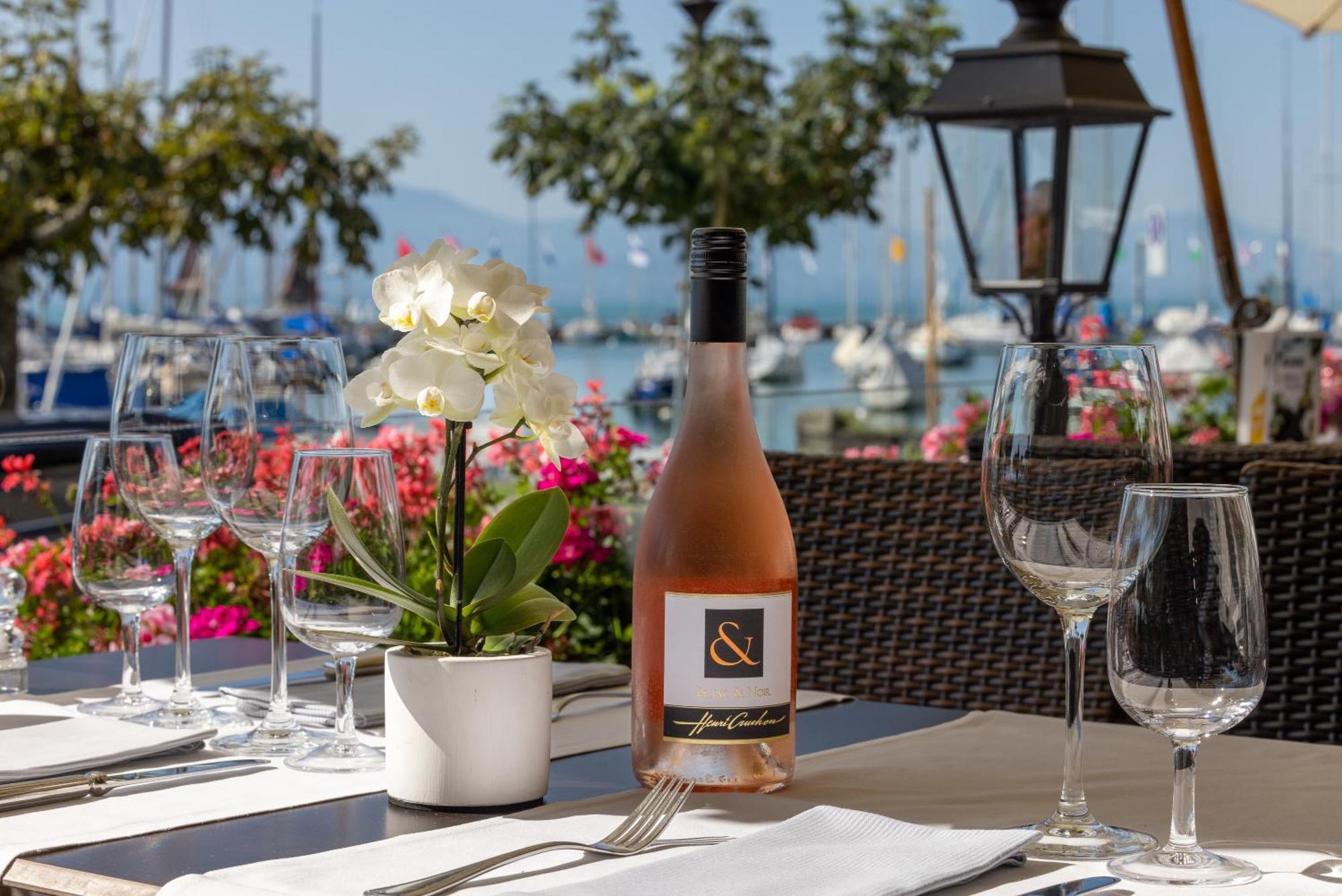 Romantik Hotel Mont Blanc Au Lac Morges Exterior photo