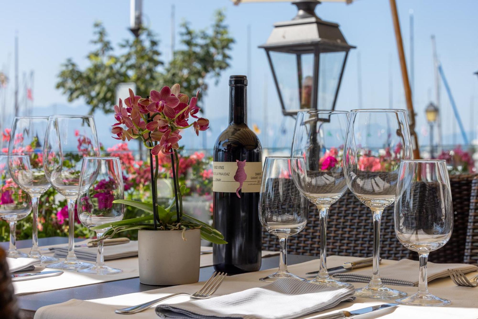 Romantik Hotel Mont Blanc Au Lac Morges Exterior photo