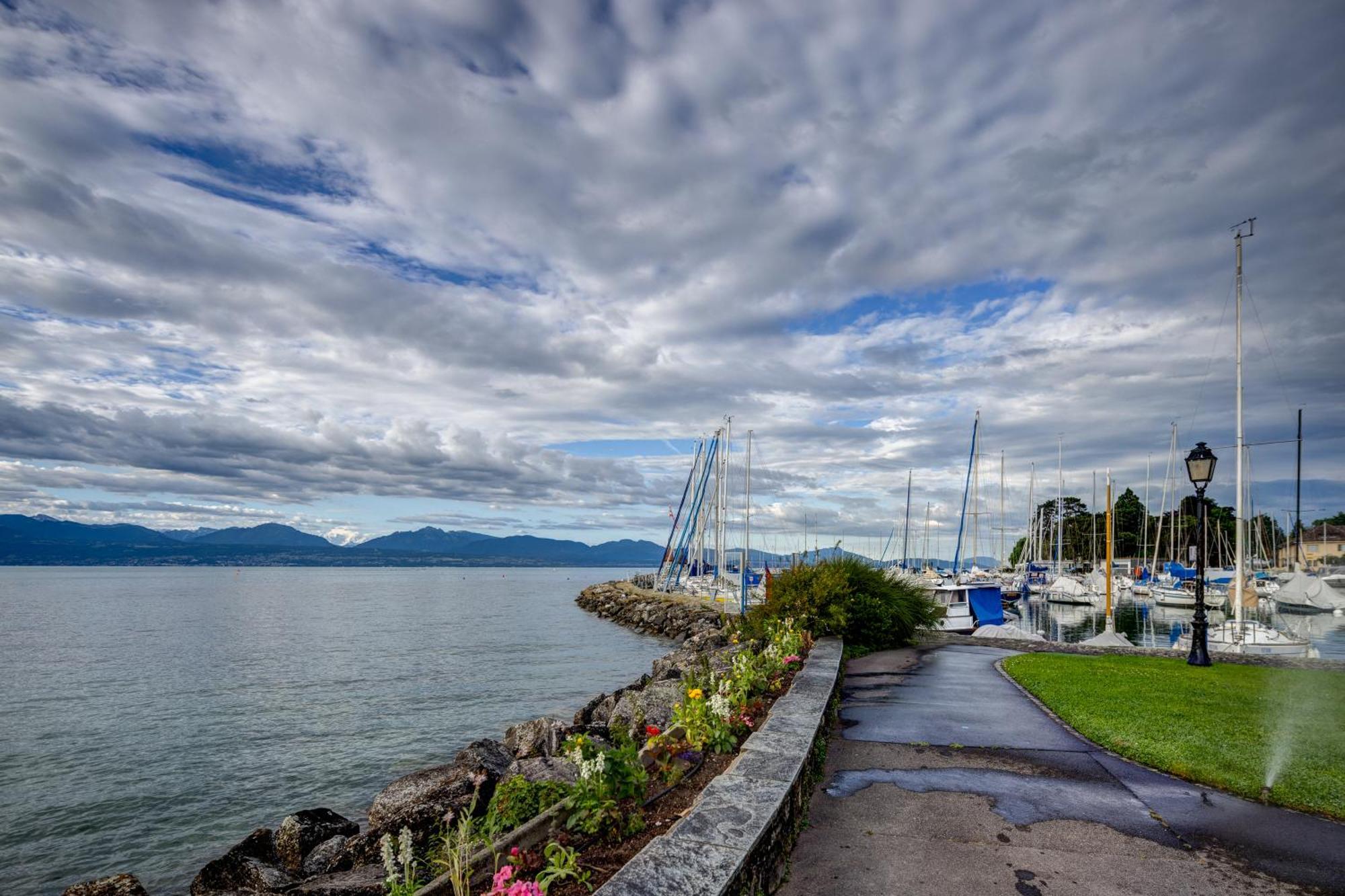 Romantik Hotel Mont Blanc Au Lac Morges Exterior photo