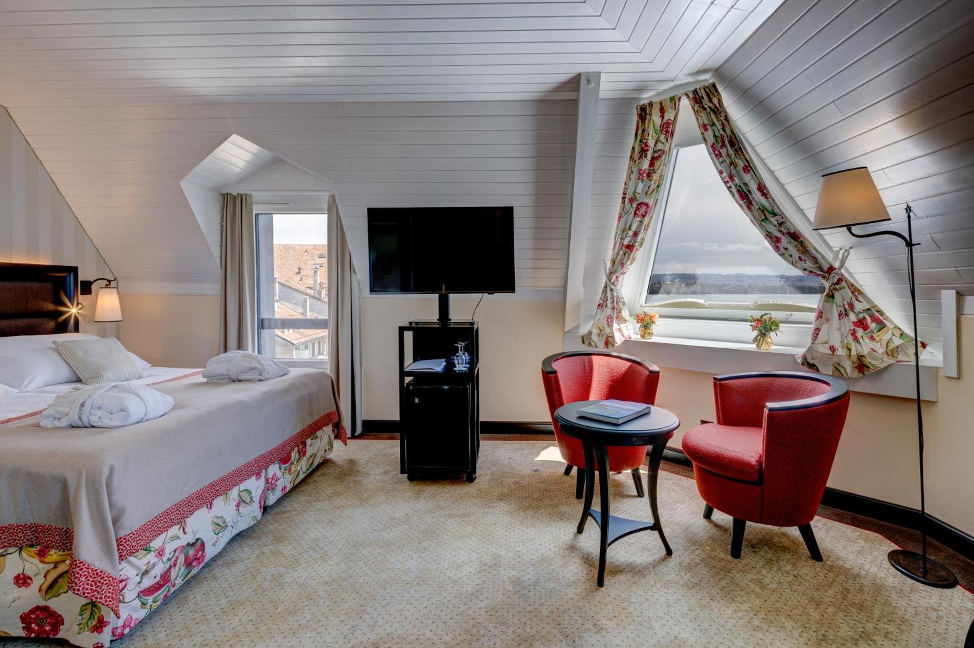 Romantik Hotel Mont Blanc Au Lac Morges Exterior photo